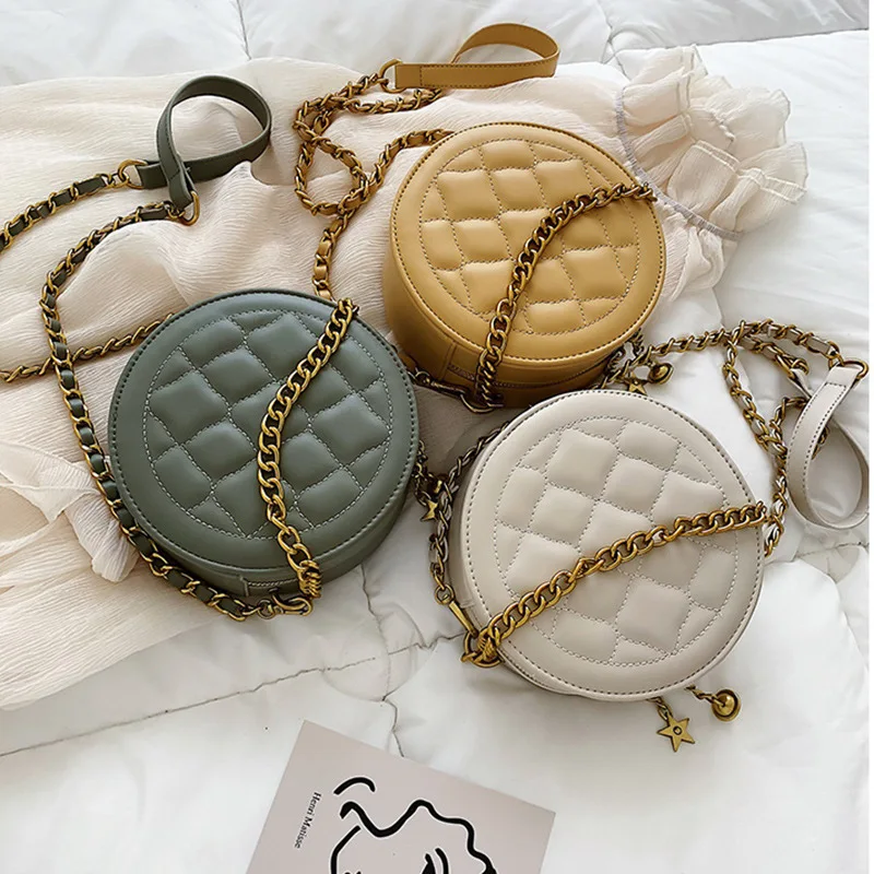 

INS Super Fire Small round Bag 2019 New Style Fashion Summer Versatile Hand Shoulder Rhombus Chain Rivet Shoulder Bags