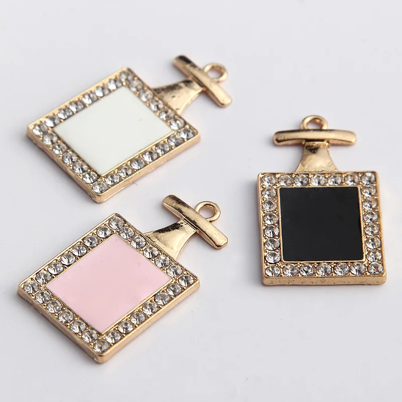 3810899634_1408774357