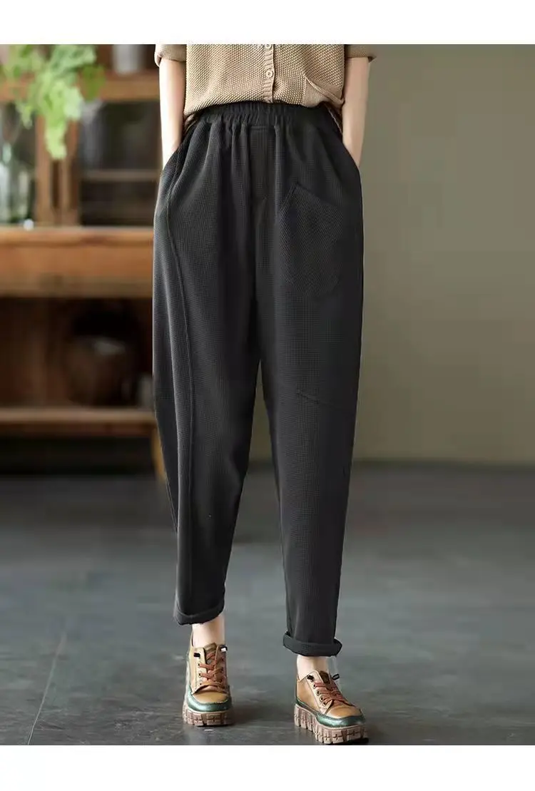 black capri pants Spring and autumn new style retro literary elastic waist thinner harem pants casual cotton knitted trousers  women sweatpants palazzo pants