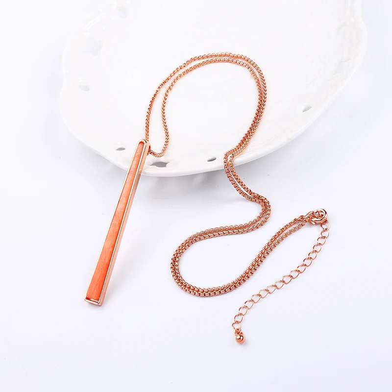 xl01851d (17)