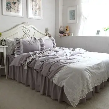 

Embroidery European luxury bedding set lace ruffle wrinkle duvet cover tribute silk bed sheet princess decoration bedding sale
