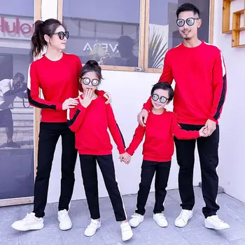 

Family Tracksuit Mother Daughter Matching Suits Parent-child Clothing Set Kids Dad Mom Tshirt Pants Sports Wear Family Outfits
