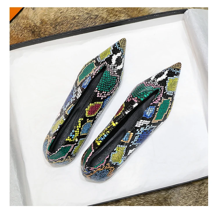 New Lady Snakeskin Pattern New Hot V Cut Elegant Women Shoe Fashion Woman's Flats Genuine Leather Ladies Shoes Casual Shoes C353 6