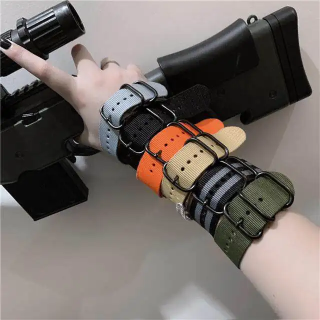 

Korea ins Harajuku street men and women personality simple solid color bracelet strap couple student bracelet accessories