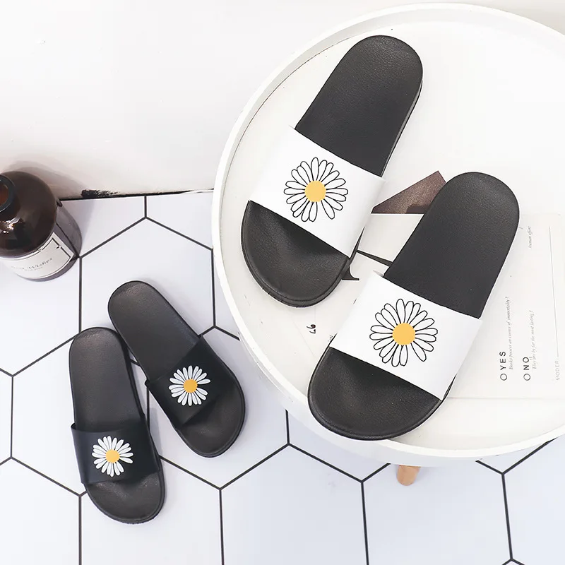 Сланцы женские с милыми цветами летние сандалии-слайды без застежек мультяшным