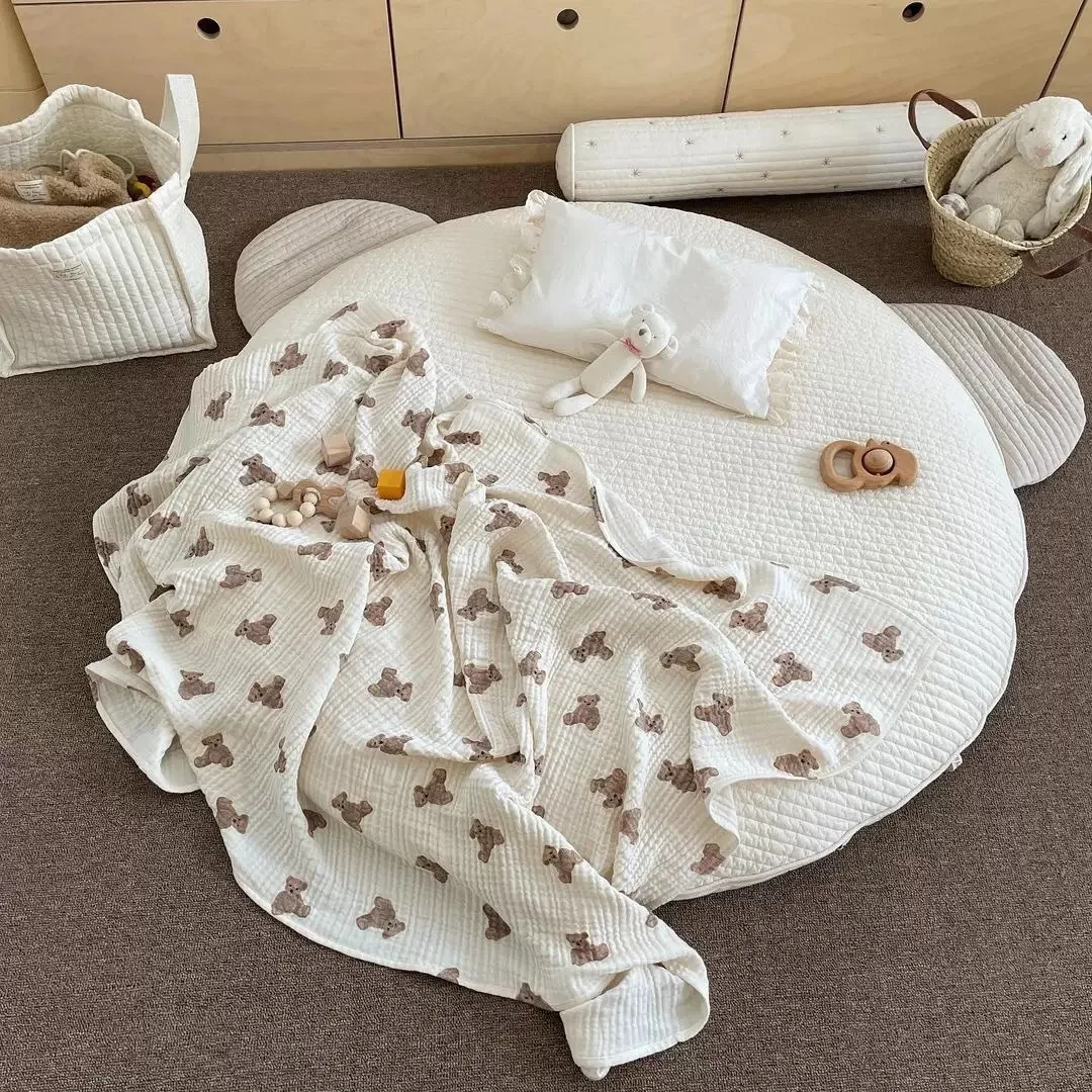 Ins New Children's Pure Cotton Hug Blanket Full Print Bears Breathable Double Gauze Quilt Thin Baby Bedding | Мать и ребенок
