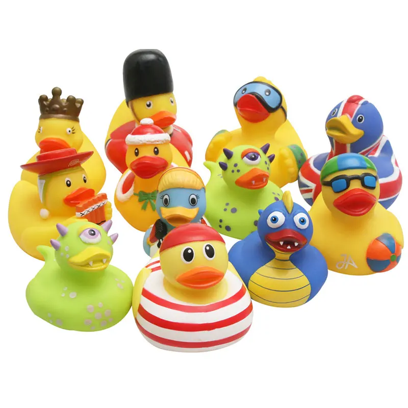 

A variety of ducks random delivery rhubarb duck swimming Christmas modeling duck baby bath toys holiday gift toys