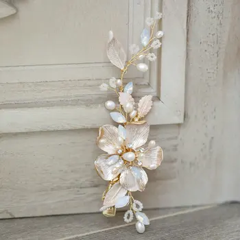 

Gorgeous Crystal Hairpins White Enamel Flower Hair Clip Hair Jewelry Gold Leaf Bride Wedding Hair Accessories