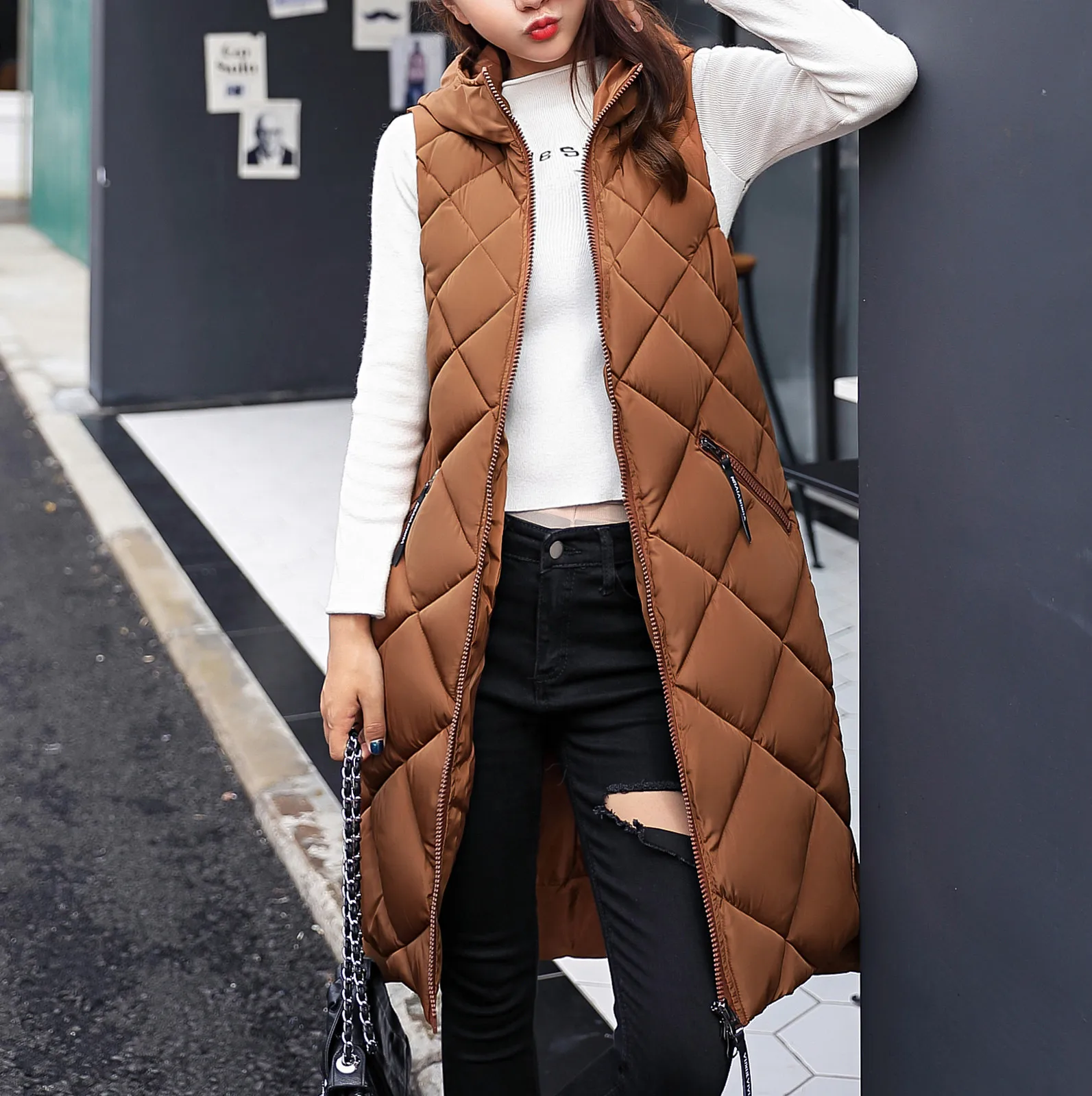 Women's Long Winter Coat Vest With Hooded Sleeveless Warm Down Coat With Pockets Quilted Vest Down Jacket Quilted Outdoor Jacket