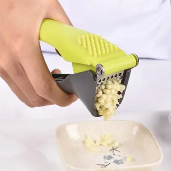 

Garlic Press Creative Plastic Handle Professional Crusher Garlic Mincer Kitchen Tools Grinder for Home Restaurant Accessories