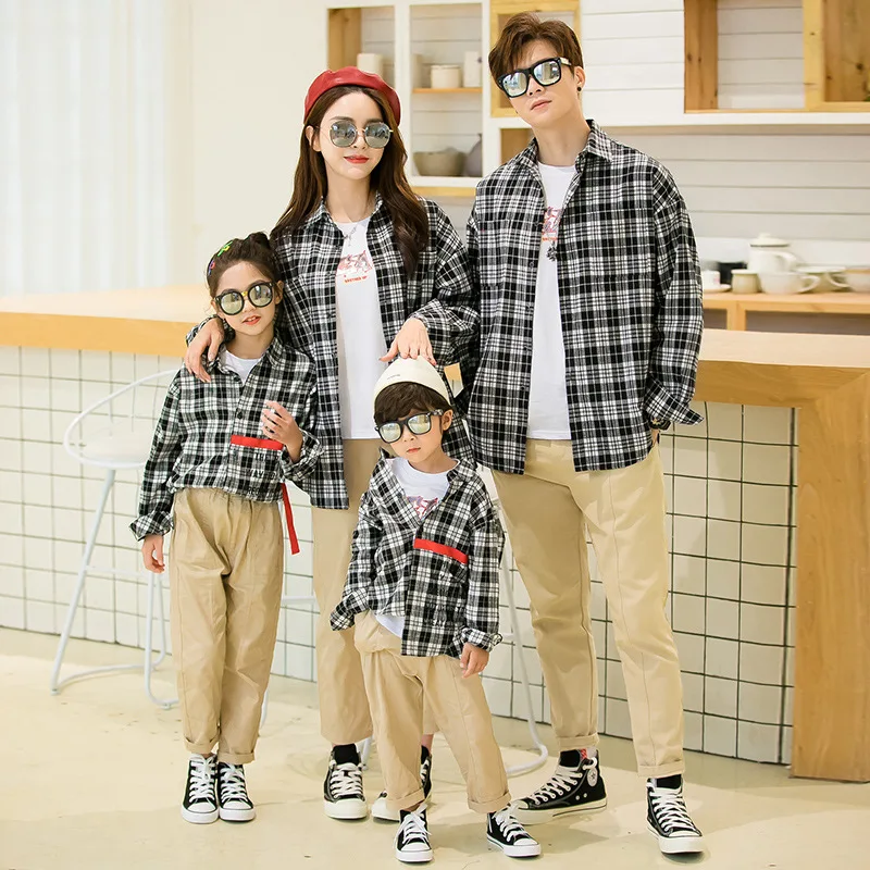 

Family Matching Clothes Mommy and Me Clothes Family Look Plaid Shirt 2019 Autumn New Lapel Shirt
