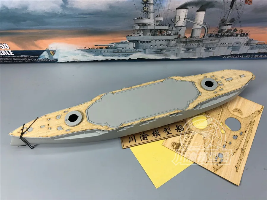 

Деревянная палуба в масштабе 1/350 для Trumpeter 05354, боевой корабль Schleswig Holstein Battleship 1935, модель корабля TMW00007