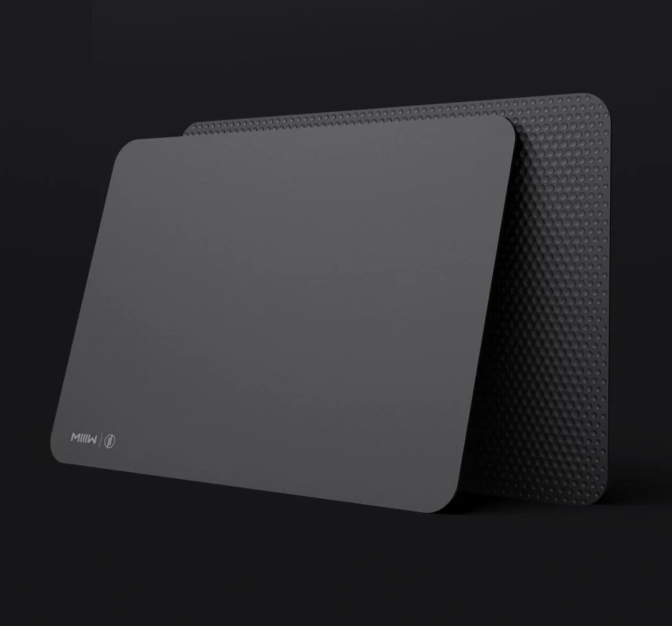 

Youpin MIIIW 2.35mm Ultra-thin Mouse Pad Minimalist Bottom Non-slip Design PC Material For Laptop PC Gamer and E-sports