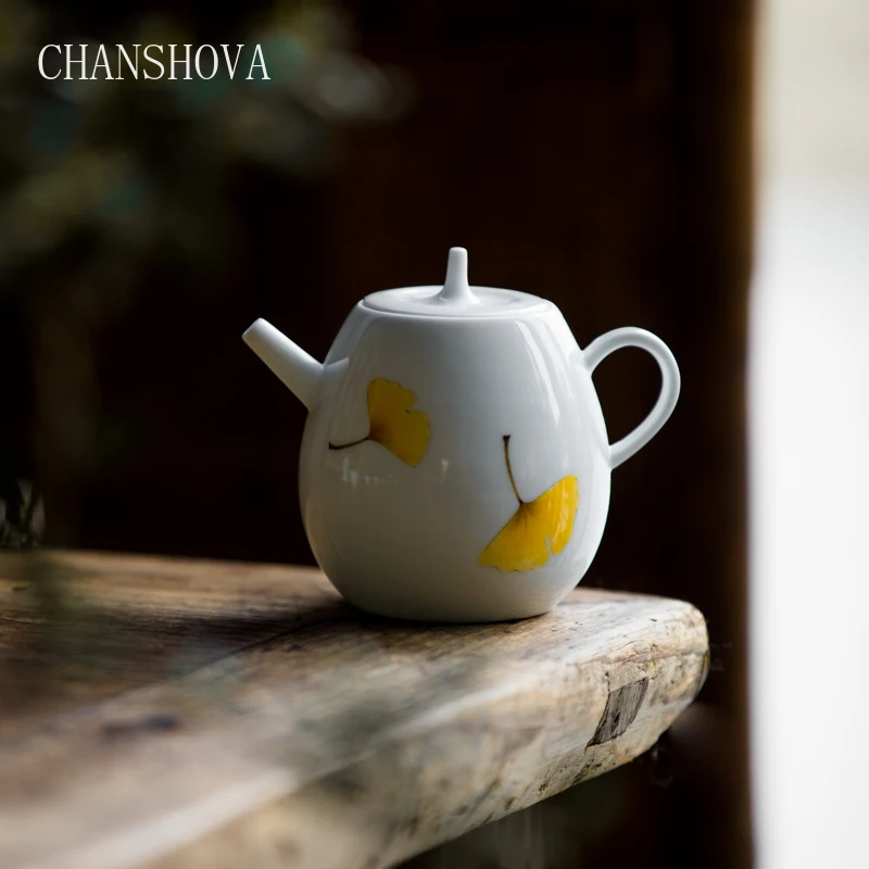 CHANSHOVA 230ml Traditional Chinese High-temperature Fired Creative Handpainted Ceramic Tea Pot Home White Porcelain Teapot H266 | Дом и сад
