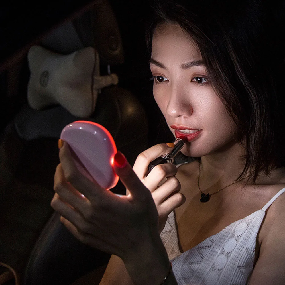 Can Be Put In Handbag Mini Rechargeable Portable Lamp LED Makeup Mirror Travel Vanity Looking Glass Light Fill Light