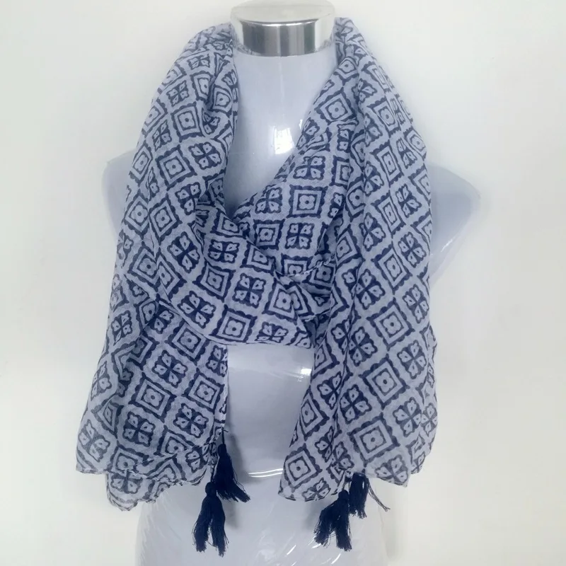 12122844054_1731248382