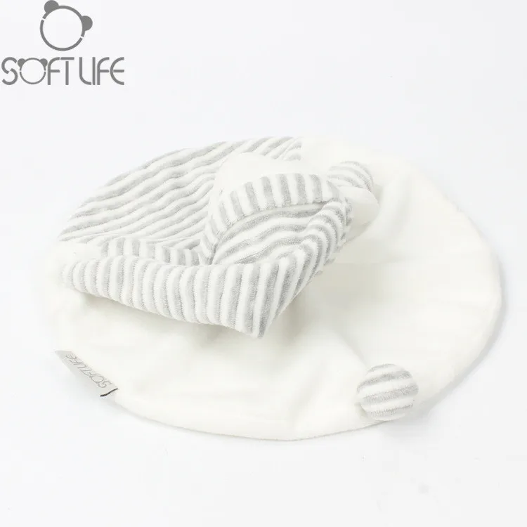 4197001477_139157500