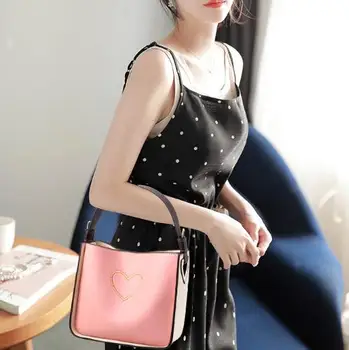 

2019 New Korean Edition Simple Fashion Small Fresh Single Shoulder Oblique BagAAA243