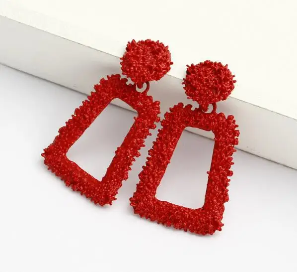 11068811533_1626211359