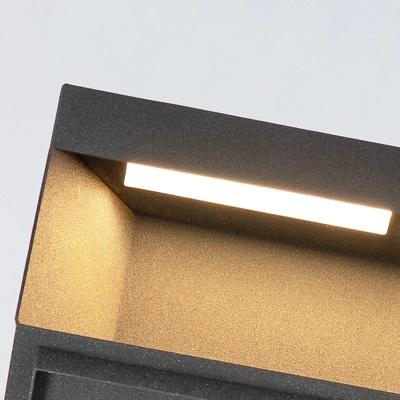 Chaz Modern Outdoor Light
