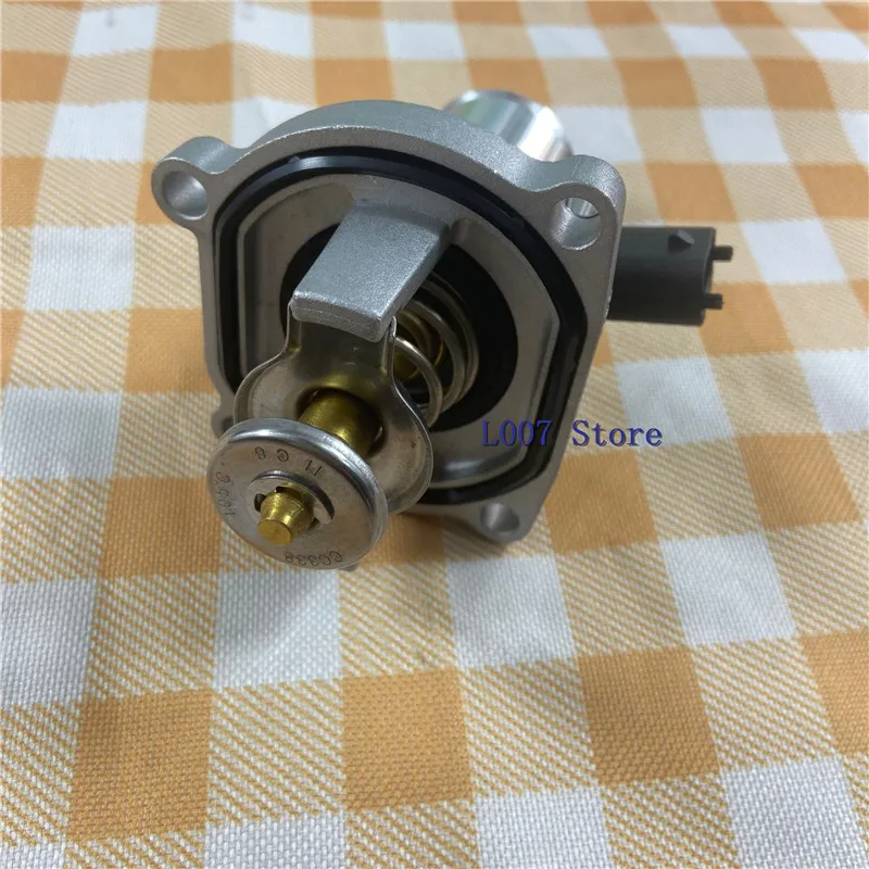Engine Coolant Thermostat Assembly 96984104 For Chevrolet Aveo Cruze Sonic Orlando Vauxhall Opel Astra Zafira 55597008 25193683