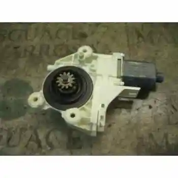 

WINDOW MOTOR FRONT RIGHT Ford Focus SALOON (CHAP) 0130822216 [BA217] Bosch 2 PINS