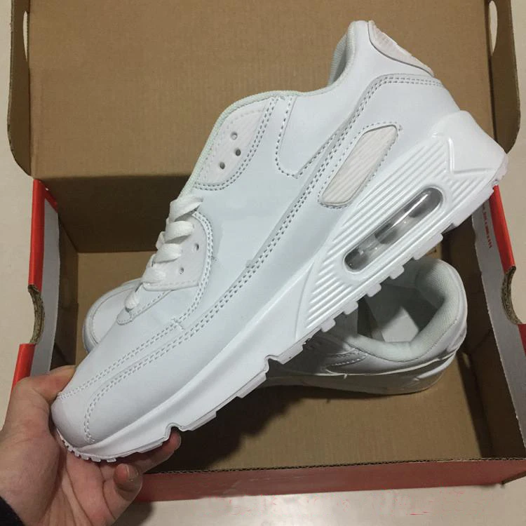 2020 New Cushion 90 Running Shoes Men Women Cheap Black White Red 90 Sneakers Classic 90 Trainer Outdoor Walking Shoes