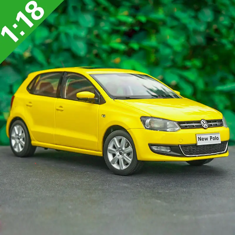 Высокая тщательная 1:18 VW 2012 2013 POLOGTI сплав модель автомобиля статические металлические модельные автомобили оригинальная коробка для подарков коллекция - Цвет: POLO 2013 Yellow