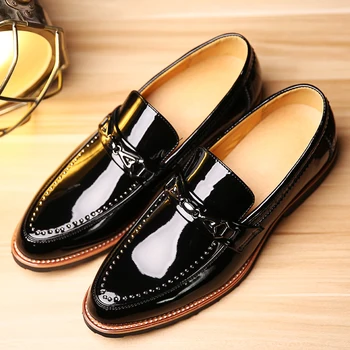 

Dress Shoes Men Elegant Social Shoe Male Italian Designer Pointed Slip on Shoes Party Metal Decorations Leather Shoes Black Blue