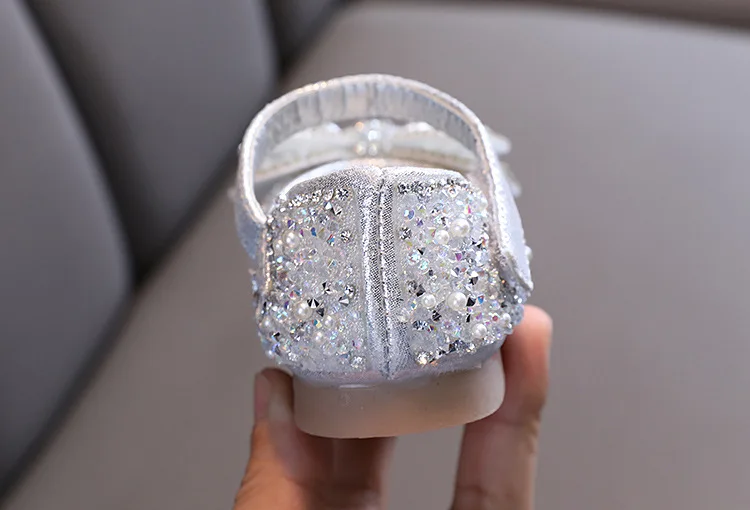 ULKNN Pink Glitter Shoes For Girls Silver Rhinestone Bowtie Doll Shoes For Children Elegant Kids Hook And Loop Leather Shoes