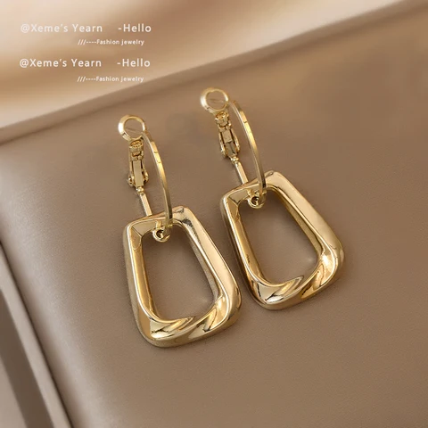 New Exquisite Simple Metal Hoop Earrings Korean Geometric Trapezoidal Pendant Earring Fashion Jewelry For Woman Accessories