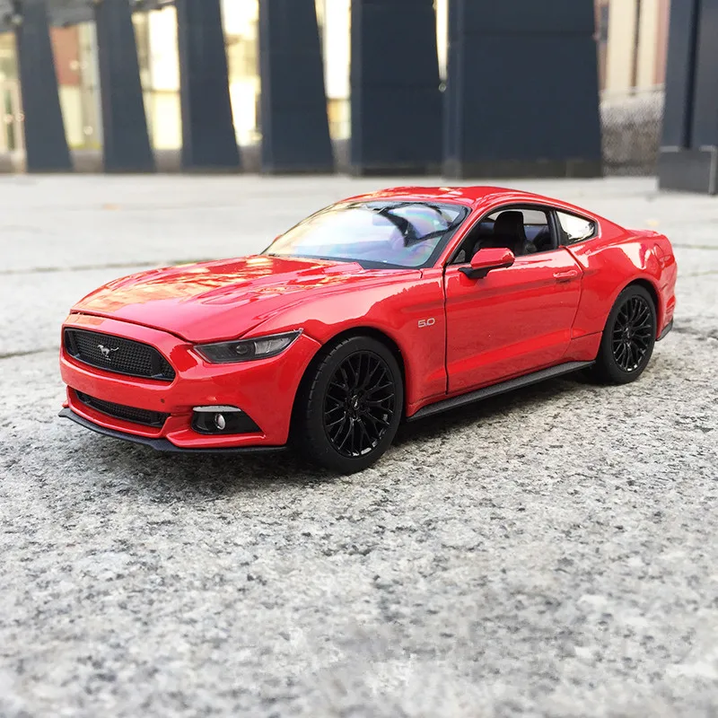 Модель автомобиля Welly 1:24 2015 Ford Mustang GT из сплава отлитые и игрушечные транспортные