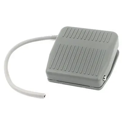 

Gray Nonslip Surface Power Treadle Foot Pedal Switch Ui 380V Ith 15A SPDT NO