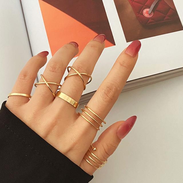 Gold Wide Chain Finger Ring Set Women's Vintage Hollow Irregular Big Love Heart Snake Knuckle Ring Bohemian Jewelry Gift