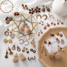 AOMU милые осенне-зимние коричневые Винтажные серьги-капли с металлическим акриловым плюшевым бантом и геометрическим цветком для женщин, подарки, богемная подвеска