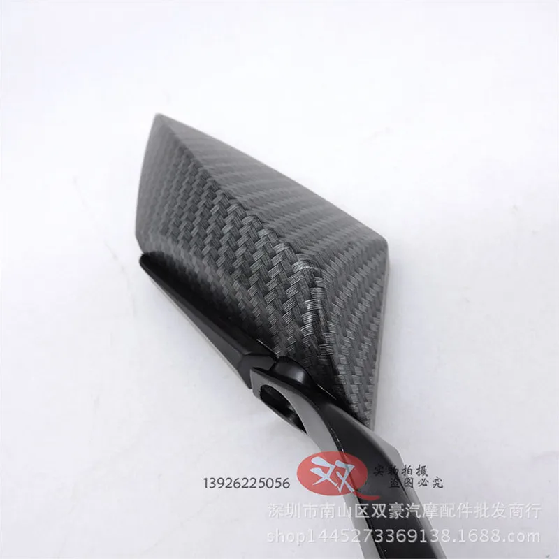 3594891611_982825698