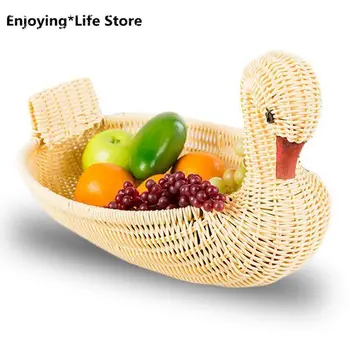 

Eco-friendly Woven Basket Storage Basket Imitation Rattan Woven Basket Animal Shape Storage Basket Display Basket (28x18x18cm)