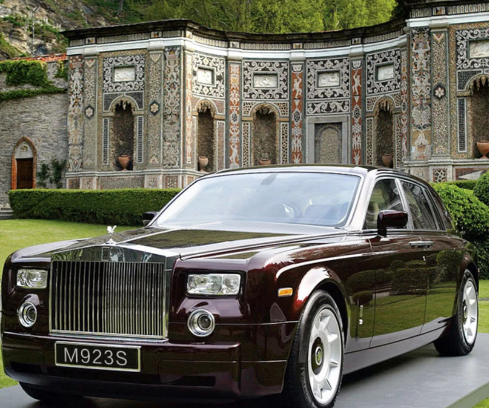 

1:24 Scale Rolls Royce Alloy Diecast Metal Car-Model Sound Light Pull Back SUV 6 Doors Can Be Opened Car-Collection