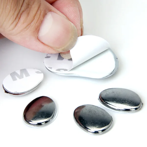 1 Pair 3D Metal Paw Animal Footprints  Sticker Decal Car Bumper Decor For Car Window Car Body Dashboard Motorcycle Scooter Etc