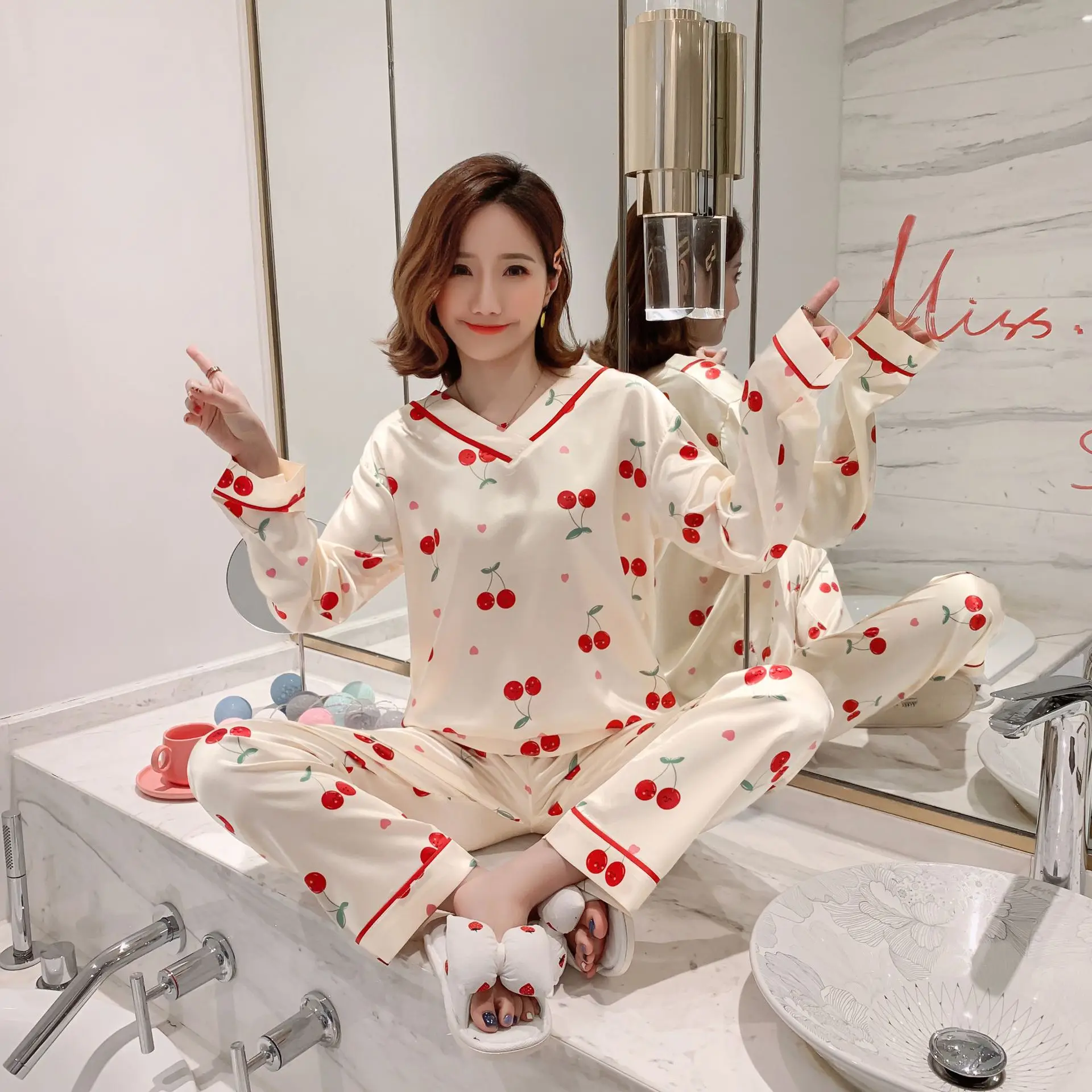 

[YD # Series Collection 4] Wechat Business Hot Selling Send Sell Two-Piece Set INS Little Fairy Pajamas Tracksuit