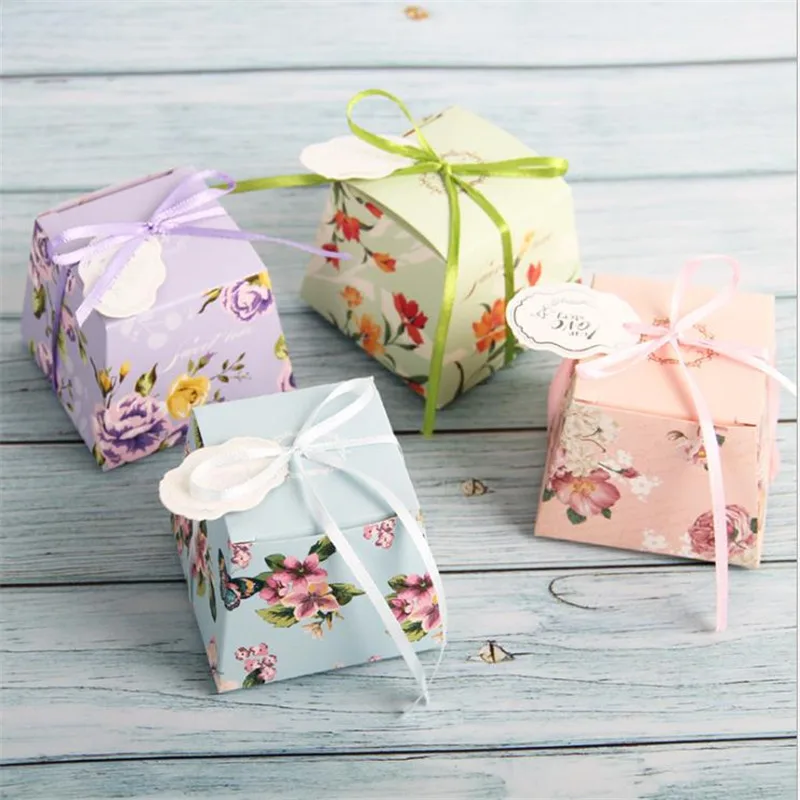 

7x7x5.5cm New Creative Chocolate Candy Box Rose Peony Flower Card Paper Gift Box With Small Ribbon Wedding Party Supplies