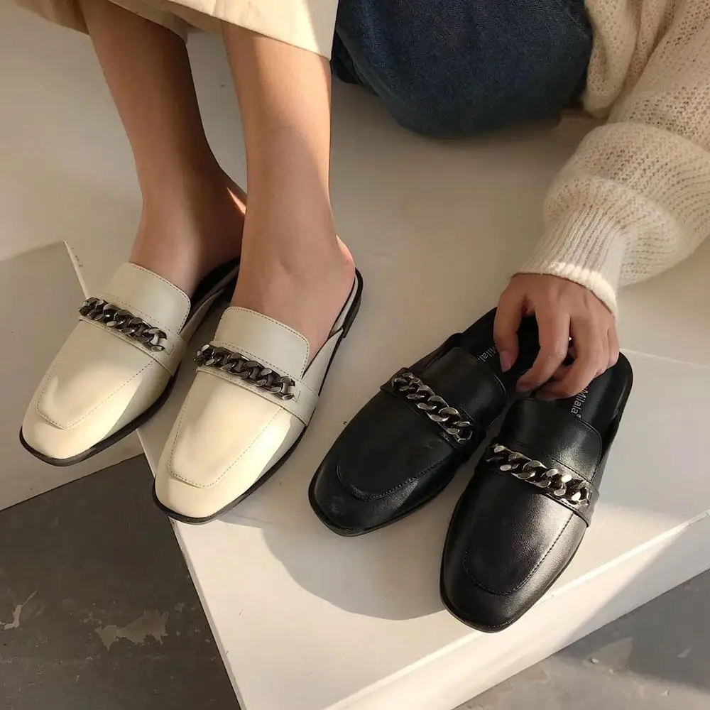 

Hot Sales Women Autumn Flats Slippers Slip On Metal Chains Design Fashion Slides Casual Comfortable Flats Shoes Slippers Woman