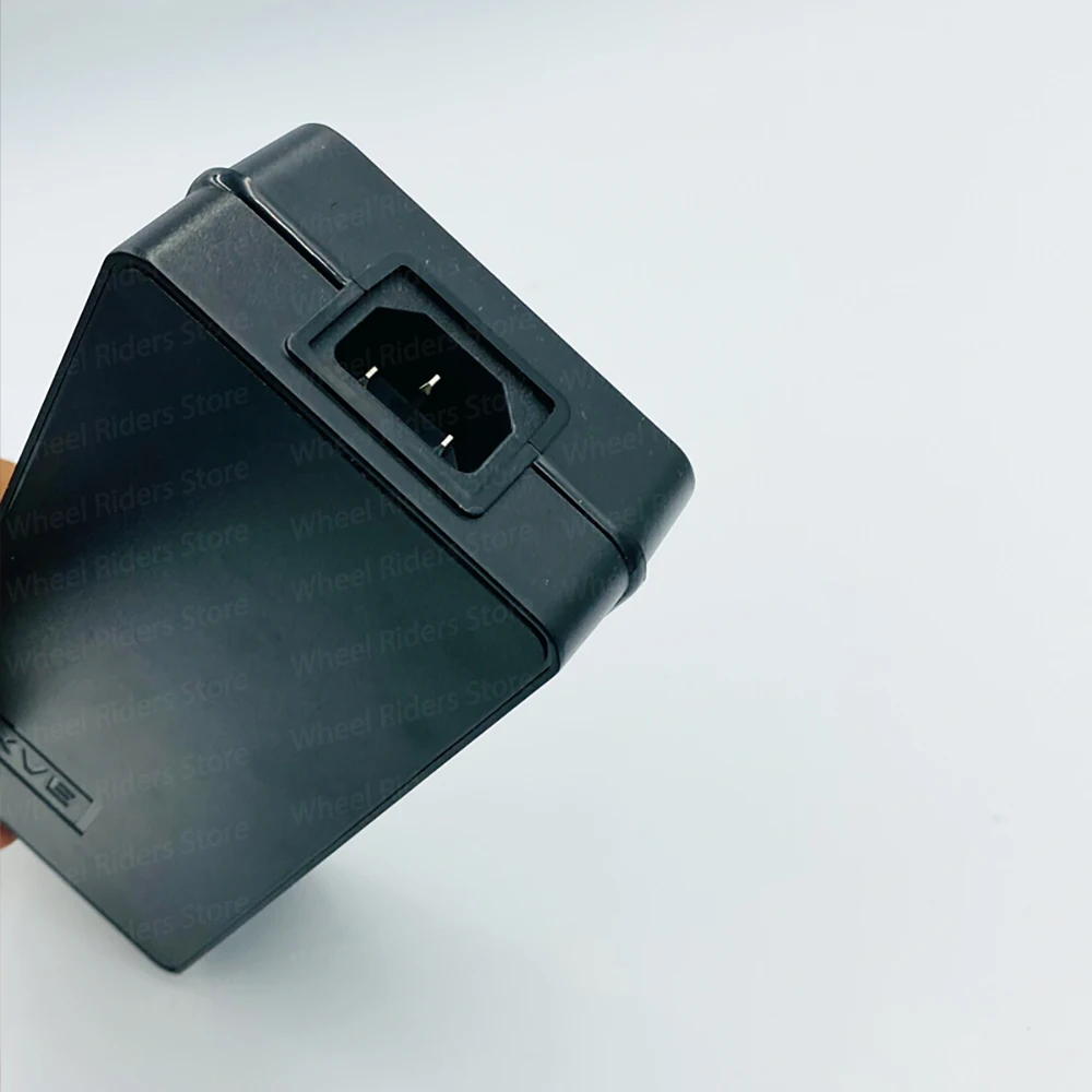 Зарядное устройство INMOTION V11 Оригинальные запасные части аксессуары|Аксессуары