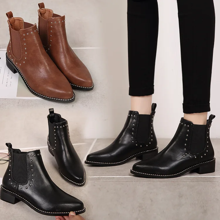 

2019 spring and autumn winter rivet short boots female Martin boots simple pointed thick with thin skinny boots women