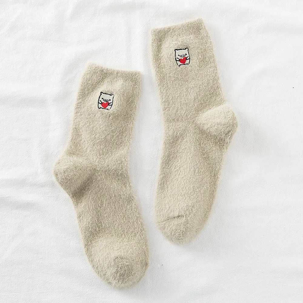 Зимние женские утепленные носки из ангорской шерсти с вышивкой в виде сердца и поросенка, мягкие пушистые теплые носки для женщин, подарки для девочек - Цвет: Серый