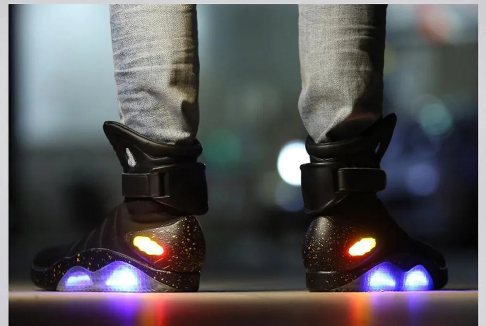 XCOSER Back to The Future 2 Marty McFly обувь светящиеся мужские спортивные туфли фильм: Назад в будущее косплей костюм, реквизит