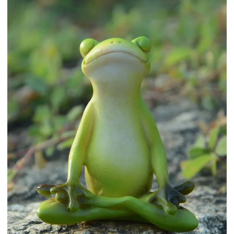 Creative Cute Resin Rural Frog Statue Outdoor Frogs Sculpture For 