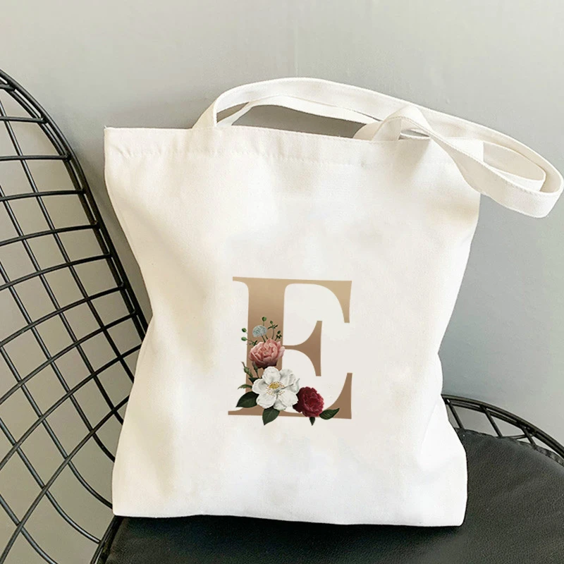Tote Bag Anime Women Cotton on the Frame Shorts Bags Paper Shopping for Boutique Flower Letter Cart Woman Raffia Shoppers With