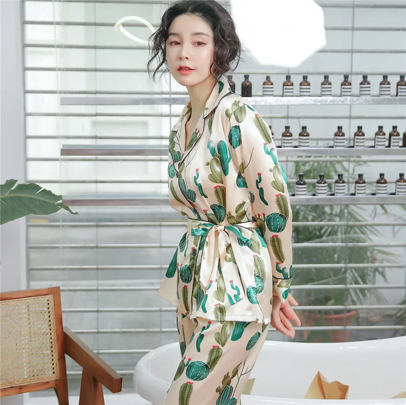 Осенний Новый Модный женский пижамный комплект с длинными рукавами и принтом с поясом, мягкие шелковые пижамы