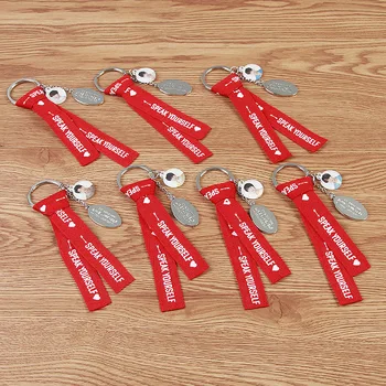 

1 Pcs Bangtan Boys WORLD TOUR Keychain LOVE YOURSELF Woven Label Key Chain SPEAK YOURSELF Metal Pendant Keyring Fan Gift